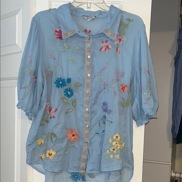 Johnny Was Multicolor Embroidered Blue Blouse - Picture 3 of 12